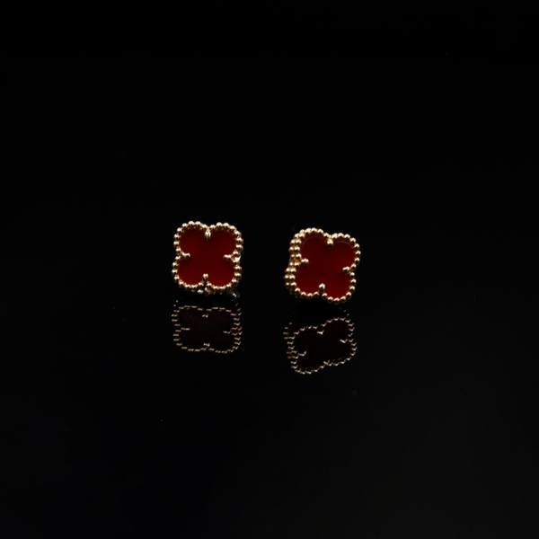 ARETES TREBOL ROJO PEQUEÑOS